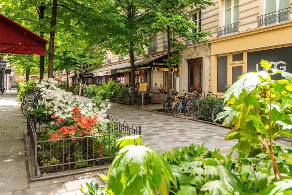 Centre Close To Major Attractions Paris